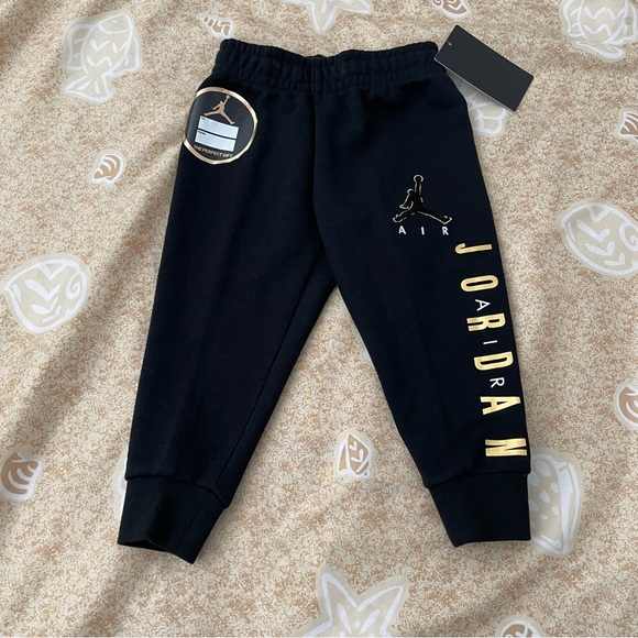 Toddler Boys’ Jordan Holiday Shine Glitter Pants Black Sweatpants Size 2T - Picture 1 of 4